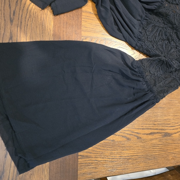 Free PeopleMagdalene Sweetheart Neck Long Sleeves Crochet Black Tunic - Picture 4 of 6